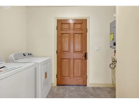 142 Holmes Lane Oregon City OR 97045