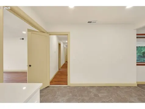 142 Holmes Lane Oregon City OR 97045