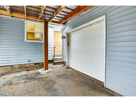 142 Holmes Lane Oregon City OR 97045
