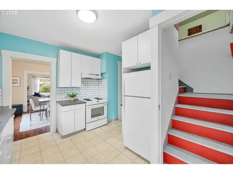 2611 SE 49th Avenue Portland OR 97206