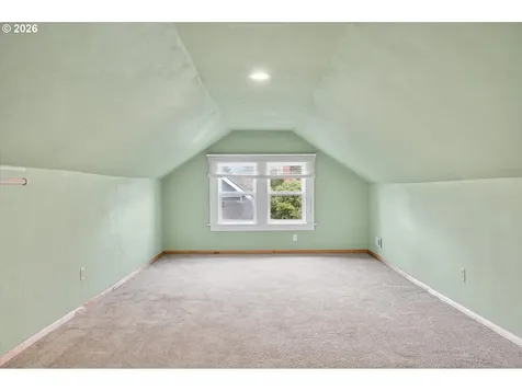 2611 SE 49th Avenue Portland OR 97206