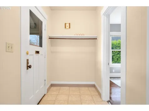 2611 SE 49th Avenue Portland OR 97206