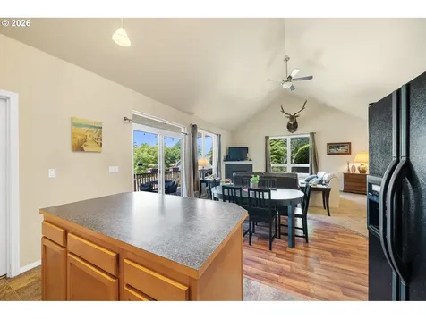 291 N Palisade Street Rockaway Beach OR 97136