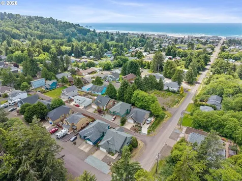 291 N Palisade Street Rockaway Beach OR 97136