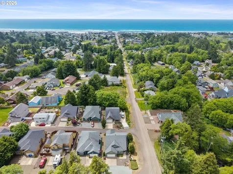 291 N Palisade Street Rockaway Beach OR 97136