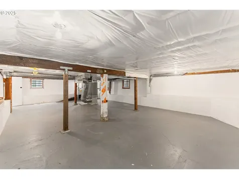 6416 S Corbett Avenue Portland OR 97239