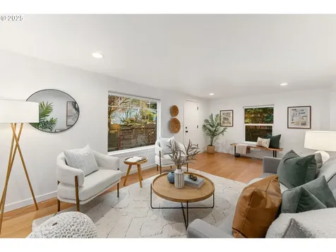 6416 S Corbett Avenue Portland OR 97239