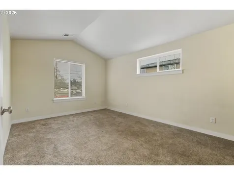 3223 SE 122nd Avenue Portland OR 97236