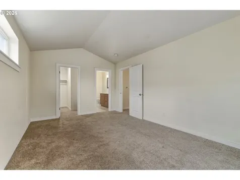 3223 SE 122nd Avenue Portland OR 97236