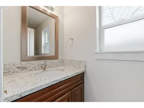 3223 SE 122nd Avenue Portland OR 97236