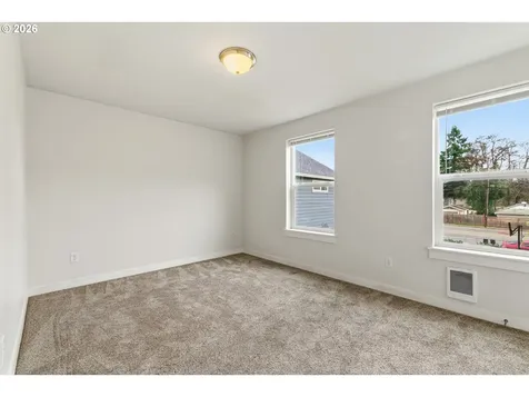 3223 SE 122nd Avenue Portland OR 97236