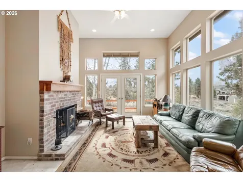61082 Ferguson Court Bend OR 97702
