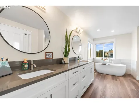17718 SE 37th Street Vancouver WA 98683
