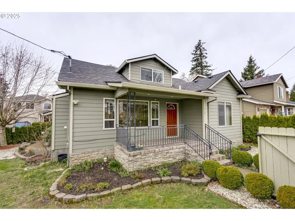 1919 SE 162nd Avenue Portland OR 97233