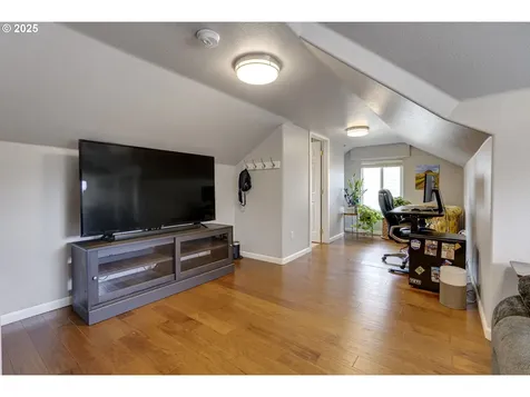 1919 SE 162nd Avenue Portland OR 97233