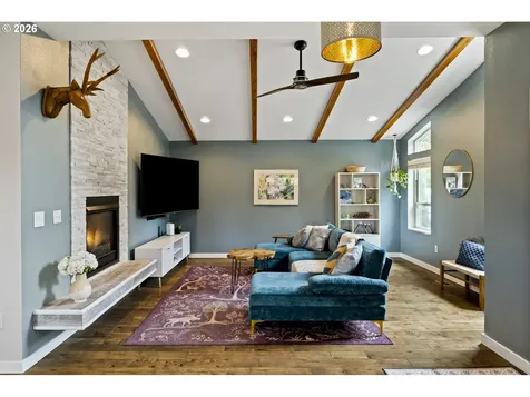 9302 SW 30th Avenue Portland OR 97219