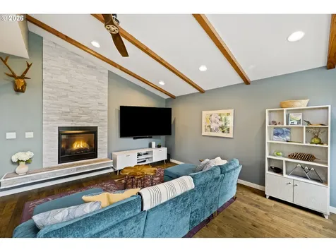 9302 SW 30th Avenue Portland OR 97219