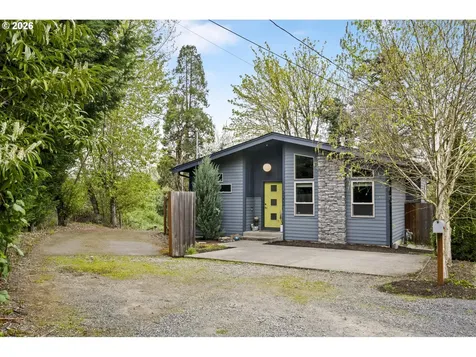 9302 SW 30th Avenue Portland OR 97219