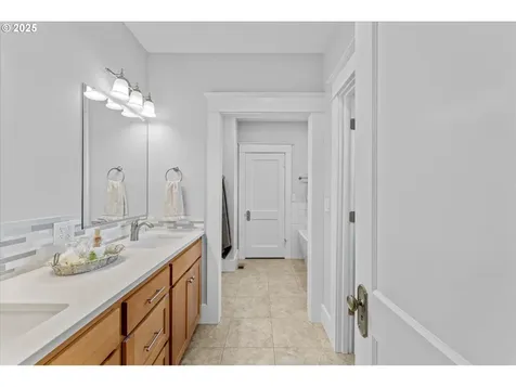 4225 SE 28th Avenue Portland OR 97202