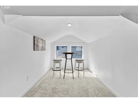 4225 SE 28th Avenue Portland OR 97202
