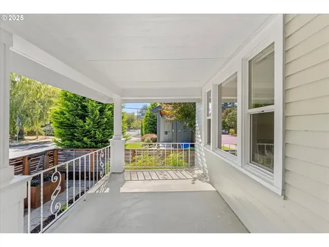 4225 SE 28th Avenue Portland OR 97202