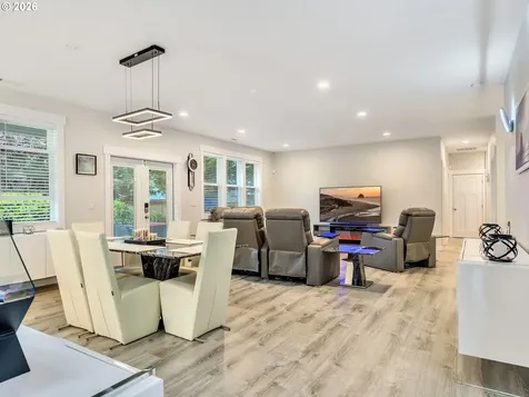 451 W Kershul Circle Gearhart OR 97138