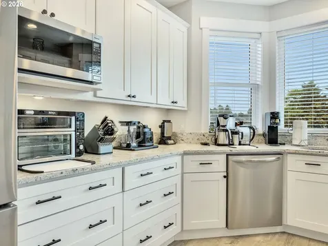451 W Kershul Circle Gearhart OR 97138