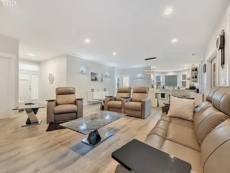 451 W Kershul Circle Gearhart OR 97138