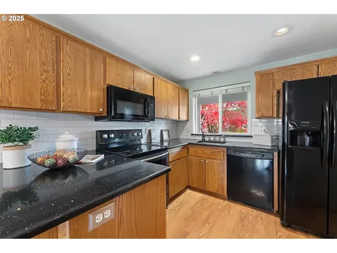 1029 SW View Crest Drive Dundee OR 97115
