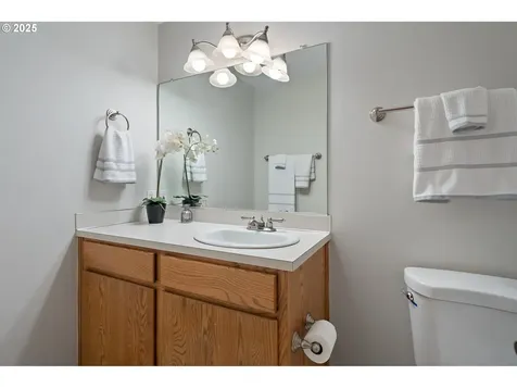 1029 SW View Crest Drive Dundee OR 97115