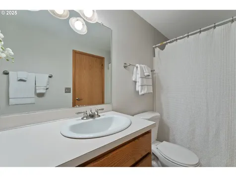 1029 SW View Crest Drive Dundee OR 97115