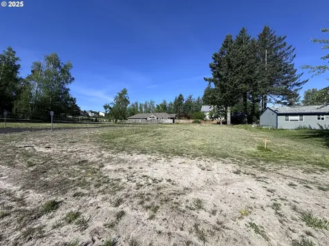 0 SE Sweetbriar Road Troutdale OR 97060