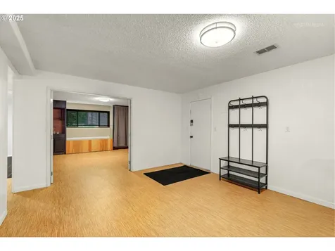 6480 Chessington Lane Gladstone OR 97027