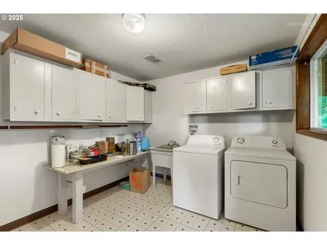 6480 Chessington Lane Gladstone OR 97027