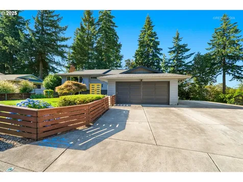 6480 Chessington Lane Gladstone OR 97027