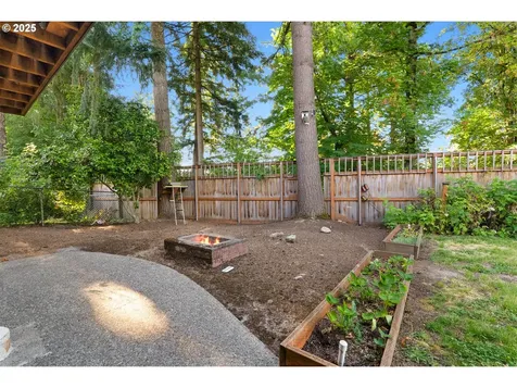 6480 Chessington Lane Gladstone OR 97027