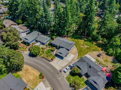 6480 Chessington Lane Gladstone OR 97027