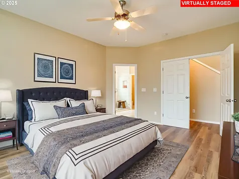 5641 SE Chase Loop Gresham OR 97080
