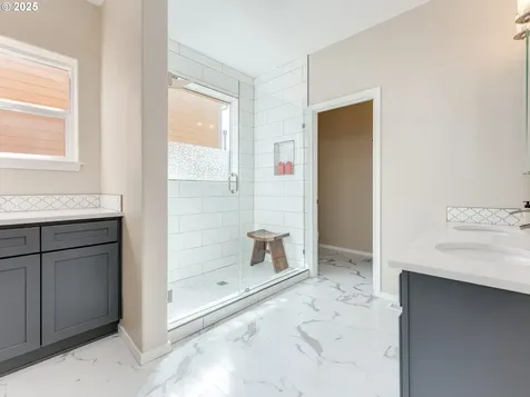 5641 SE Chase Loop Gresham OR 97080