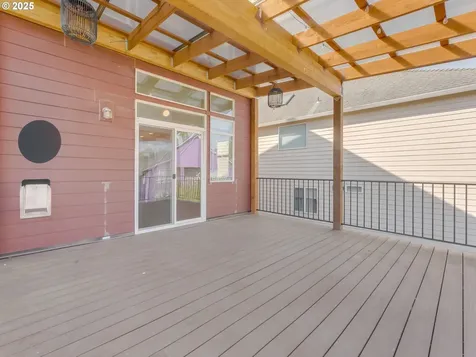 5641 SE Chase Loop Gresham OR 97080