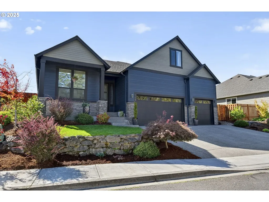 108 W 16th Street La Center WA 98629
