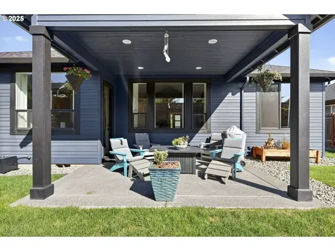108 W 16th Street La Center WA 98629