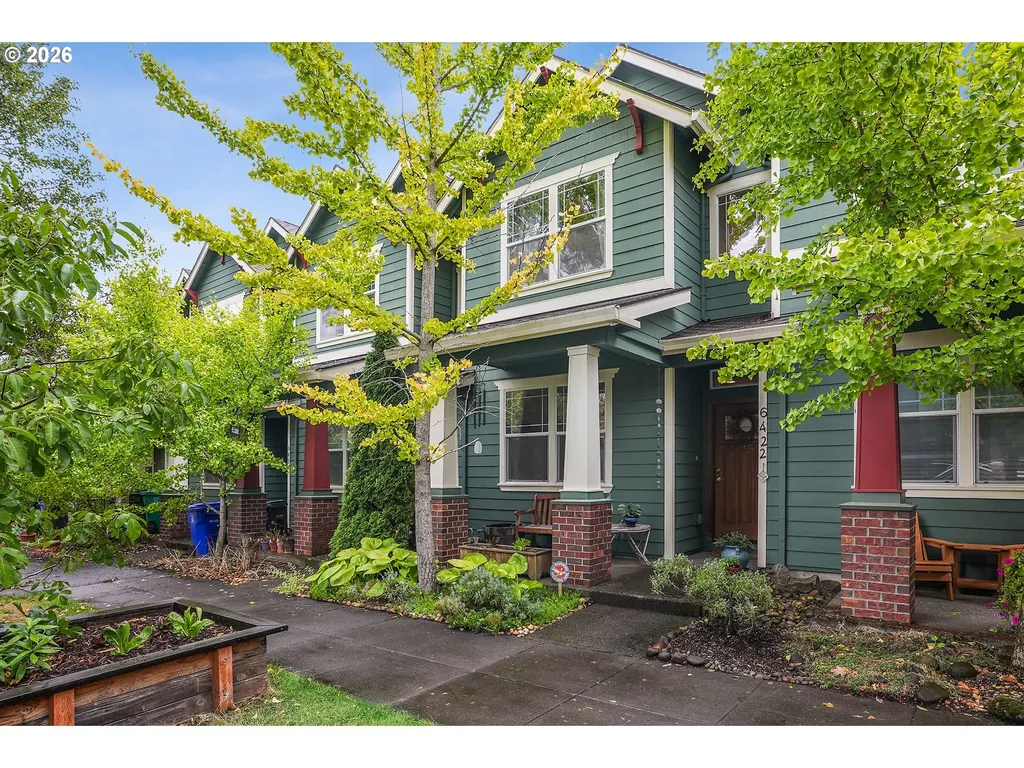 6422 NE Garfield Avenue Portland OR 97211
