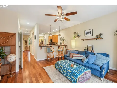 6422 NE Garfield Avenue Portland OR 97211