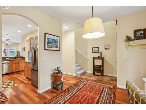 6422 NE Garfield Avenue Portland OR 97211