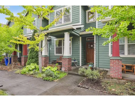 6422 NE Garfield Avenue Portland OR 97211
