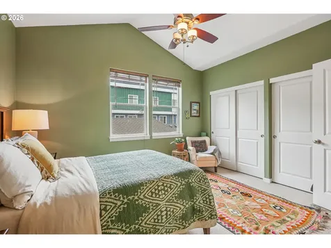6422 NE Garfield Avenue Portland OR 97211