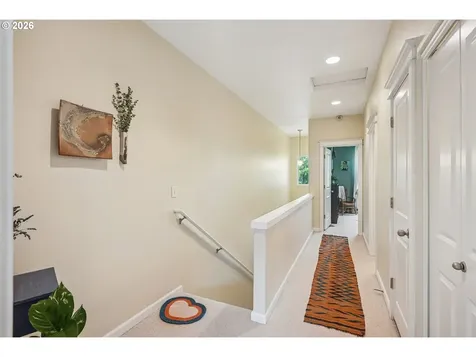 6422 NE Garfield Avenue Portland OR 97211