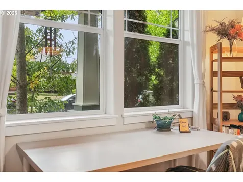 6422 NE Garfield Avenue Portland OR 97211