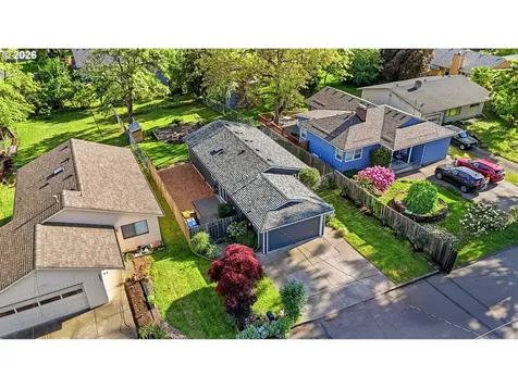 8822 SE Knapp Street Portland OR 97266